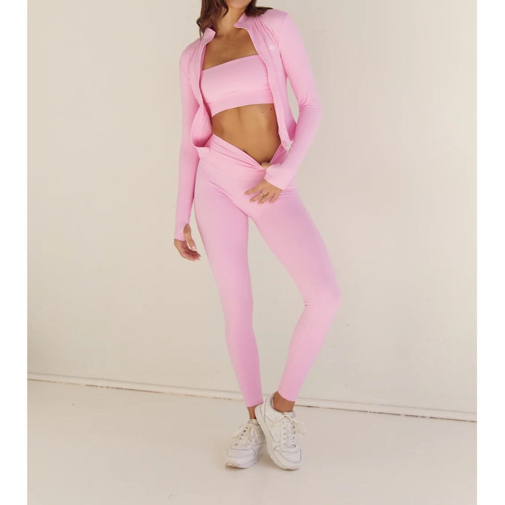 Astoria ~ LUXE BALANCE Zip Up Jacket - Candy Pink (M) - Picture 5 of 16